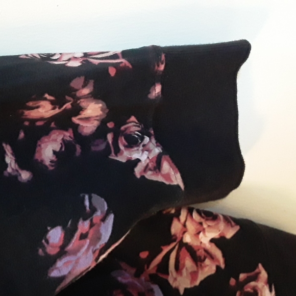 Torrid Roses Sweatshirt - Picture 11 of 16